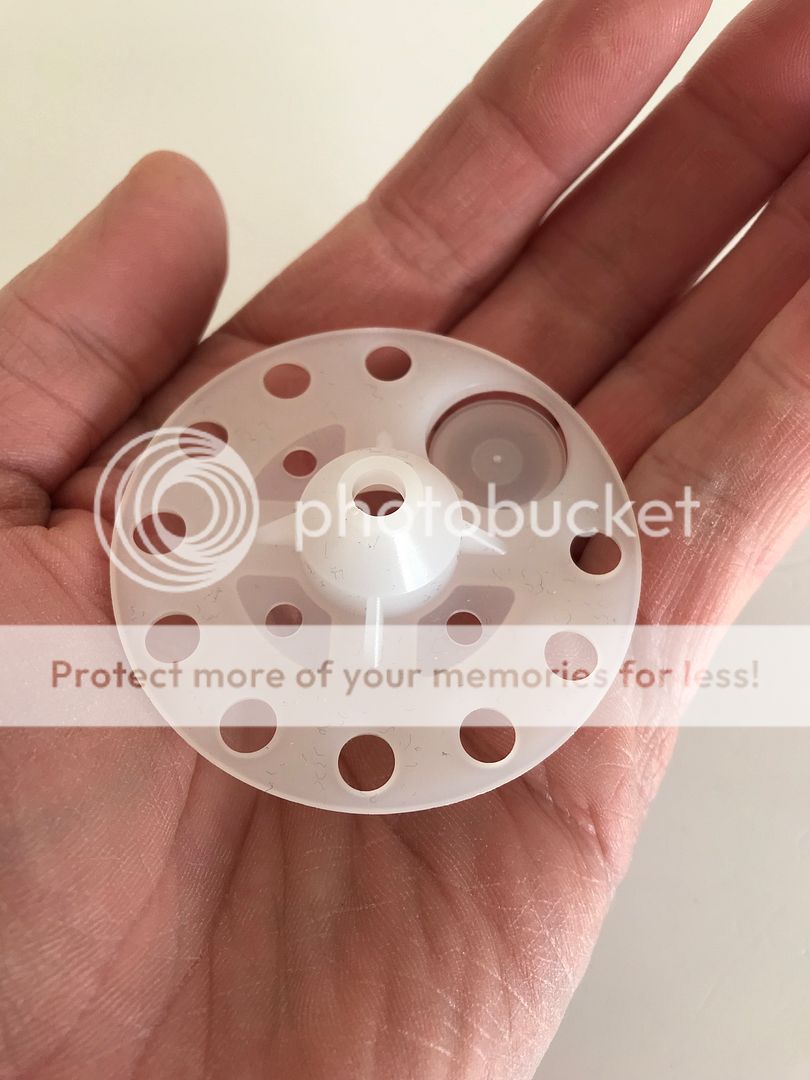 Insulation Retaining Washer 60mm With Recess x 100 Washers Plastic Poly